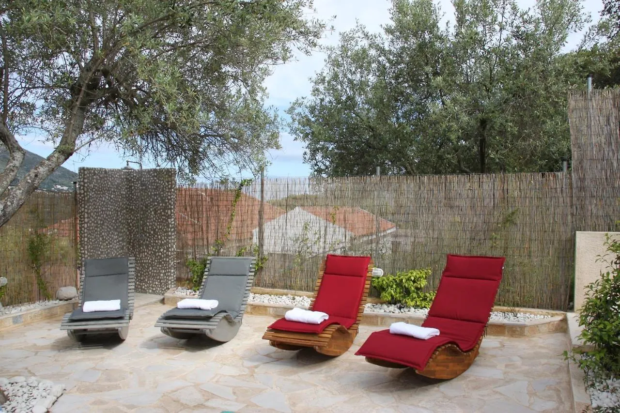 Villa Pilali Loukata  Greece